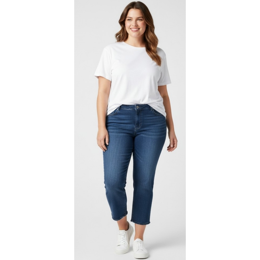 Cato Plus Size Cropped Jeans Medium/Dark Wash Size 26W